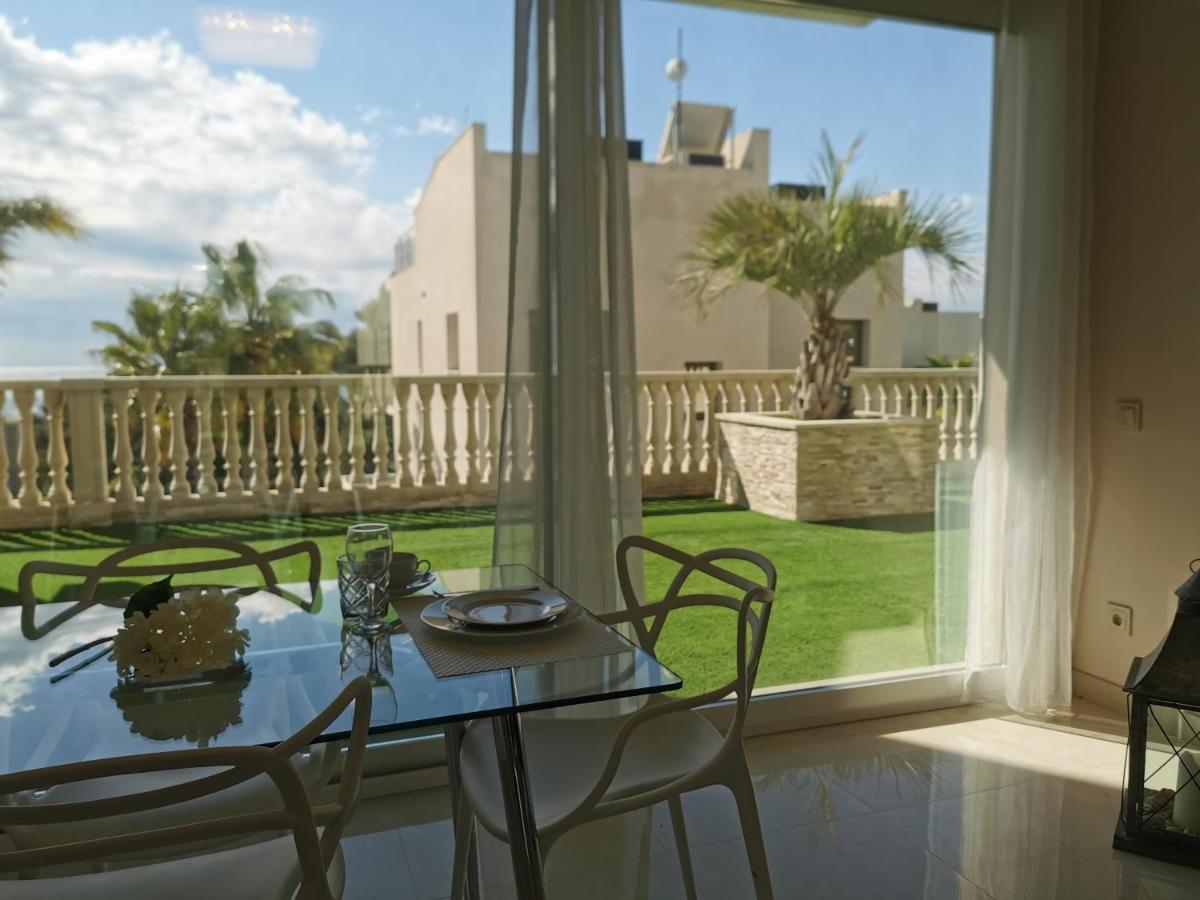 Calma - Holiday Villas プラヤ・デアロ エクステリア 写真