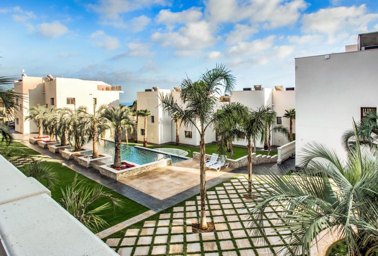 Calma - Holiday Villas プラヤ・デアロ エクステリア 写真