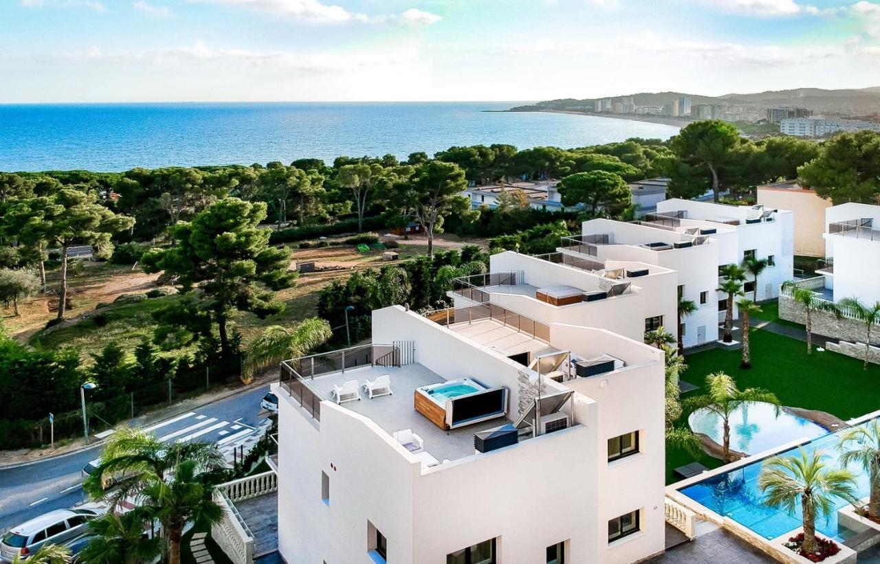 Calma - Holiday Villas プラヤ・デアロ エクステリア 写真